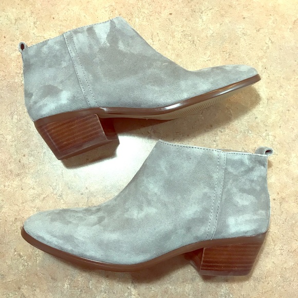 J. Crew Factory Shoes - J Crew Suede Booties ✨